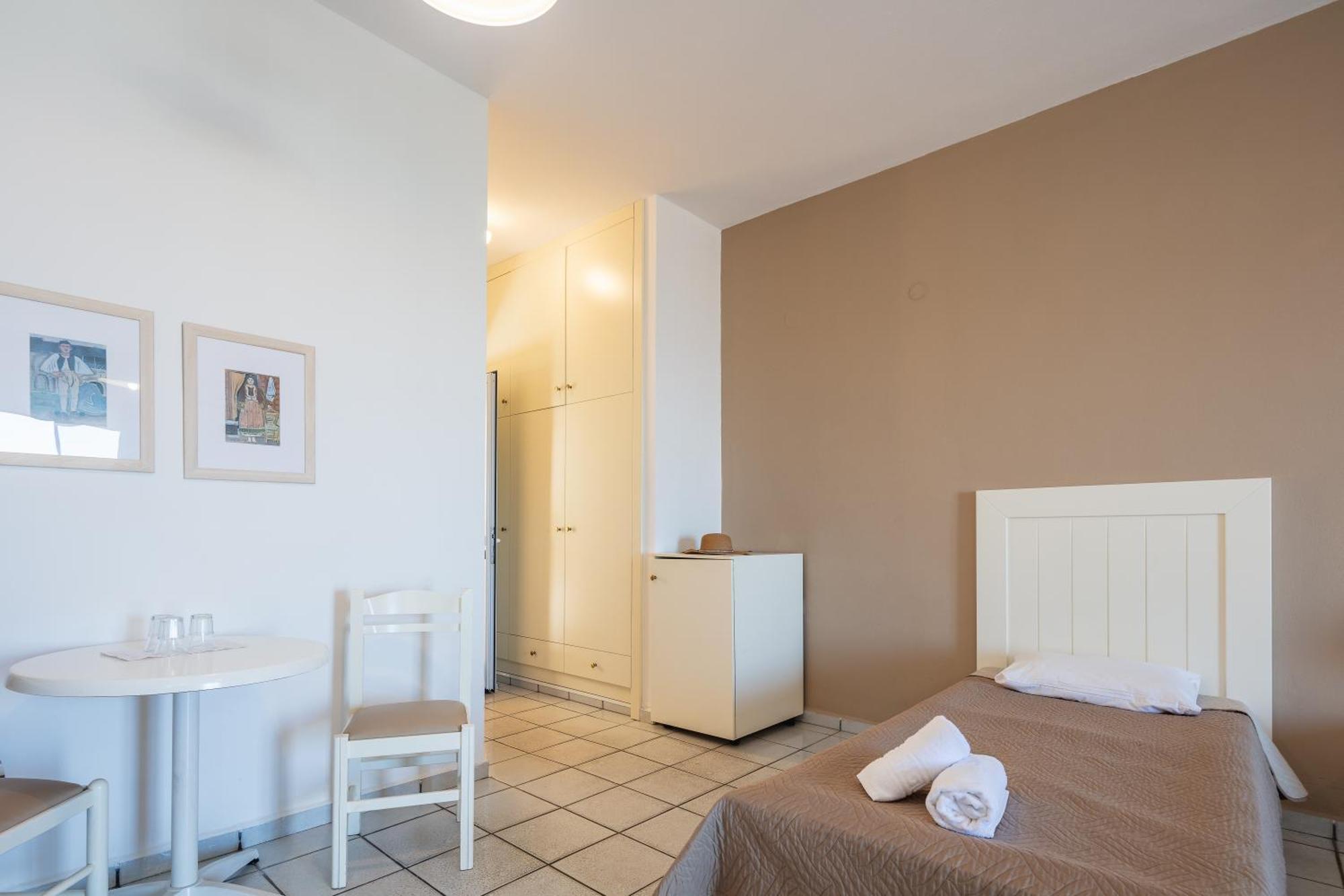 Koni Village Hotel Stalida Cameră foto